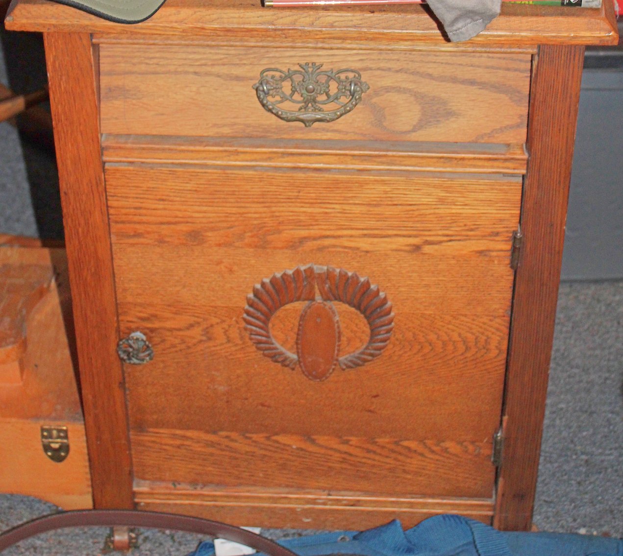 Image for AMERICAN PICKERS TREASURE HUNT AUCTION