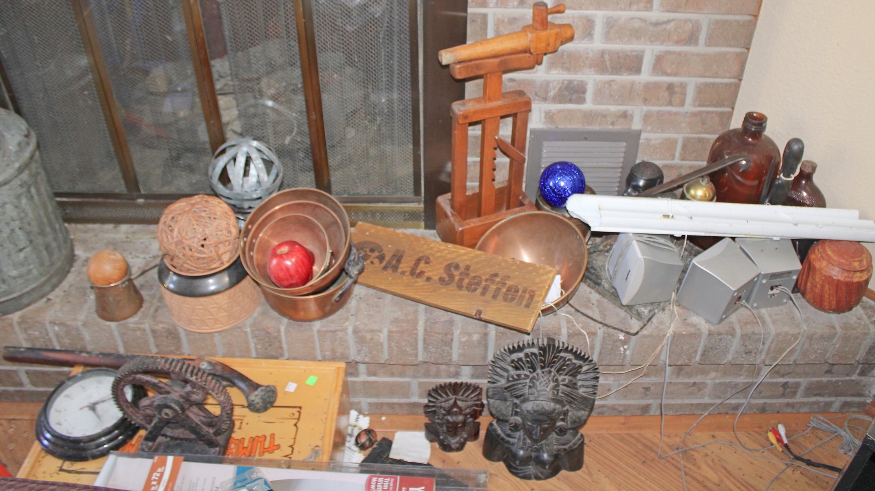 Image for AMERICAN PICKERS TREASURE HUNT AUCTION