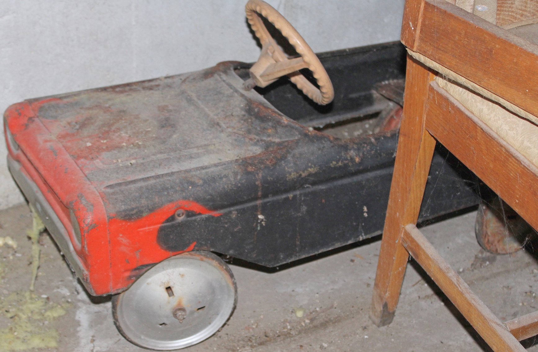 Image for AMERICAN PICKERS TREASURE HUNT AUCTION