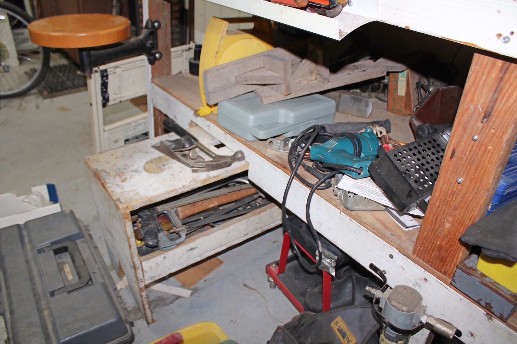 Image for ESTATE AUCTION