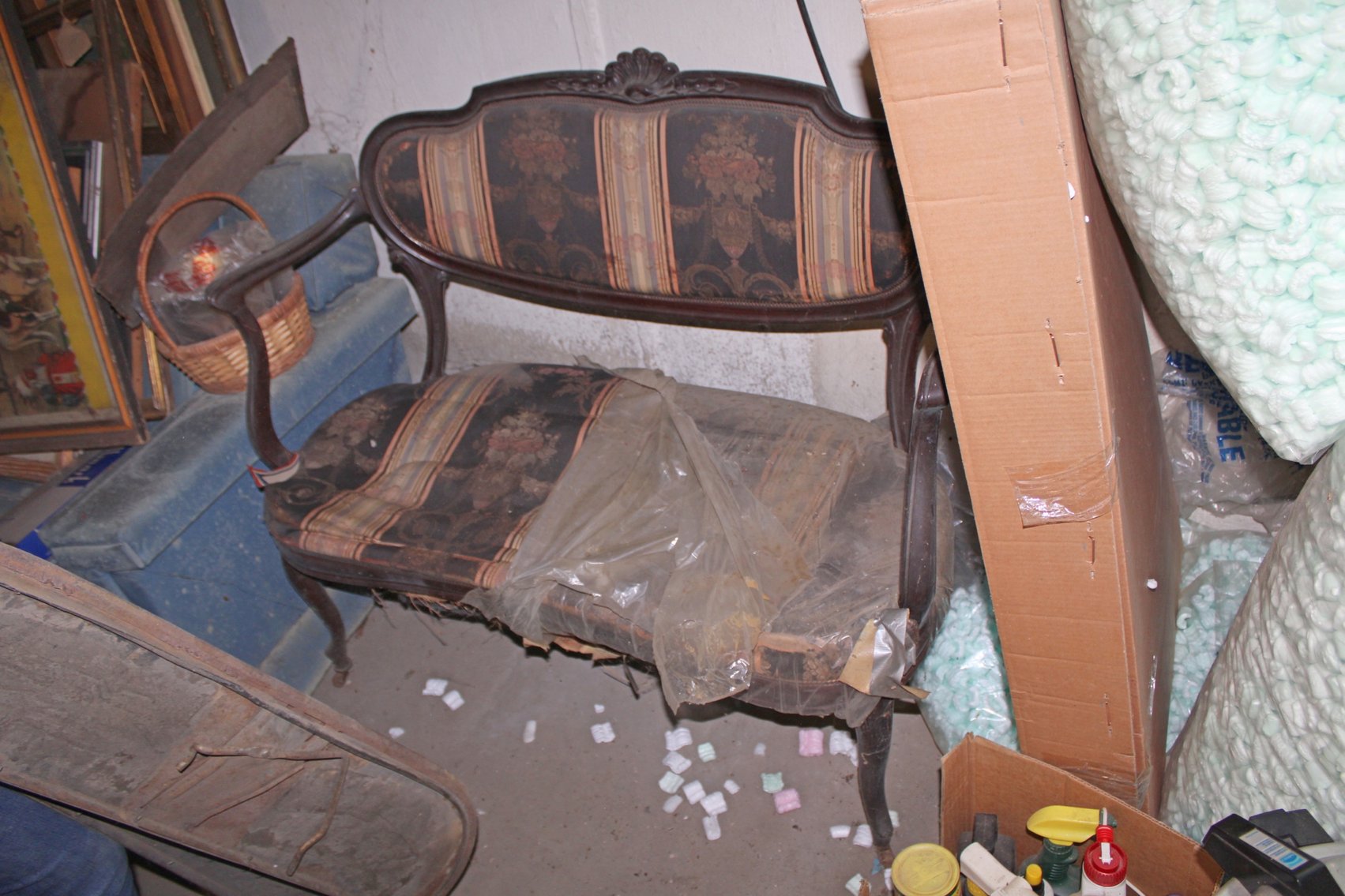 Image for HUGE EMERGENCY ANTIQUE COLLECTOR'S ESTATE AUCTION