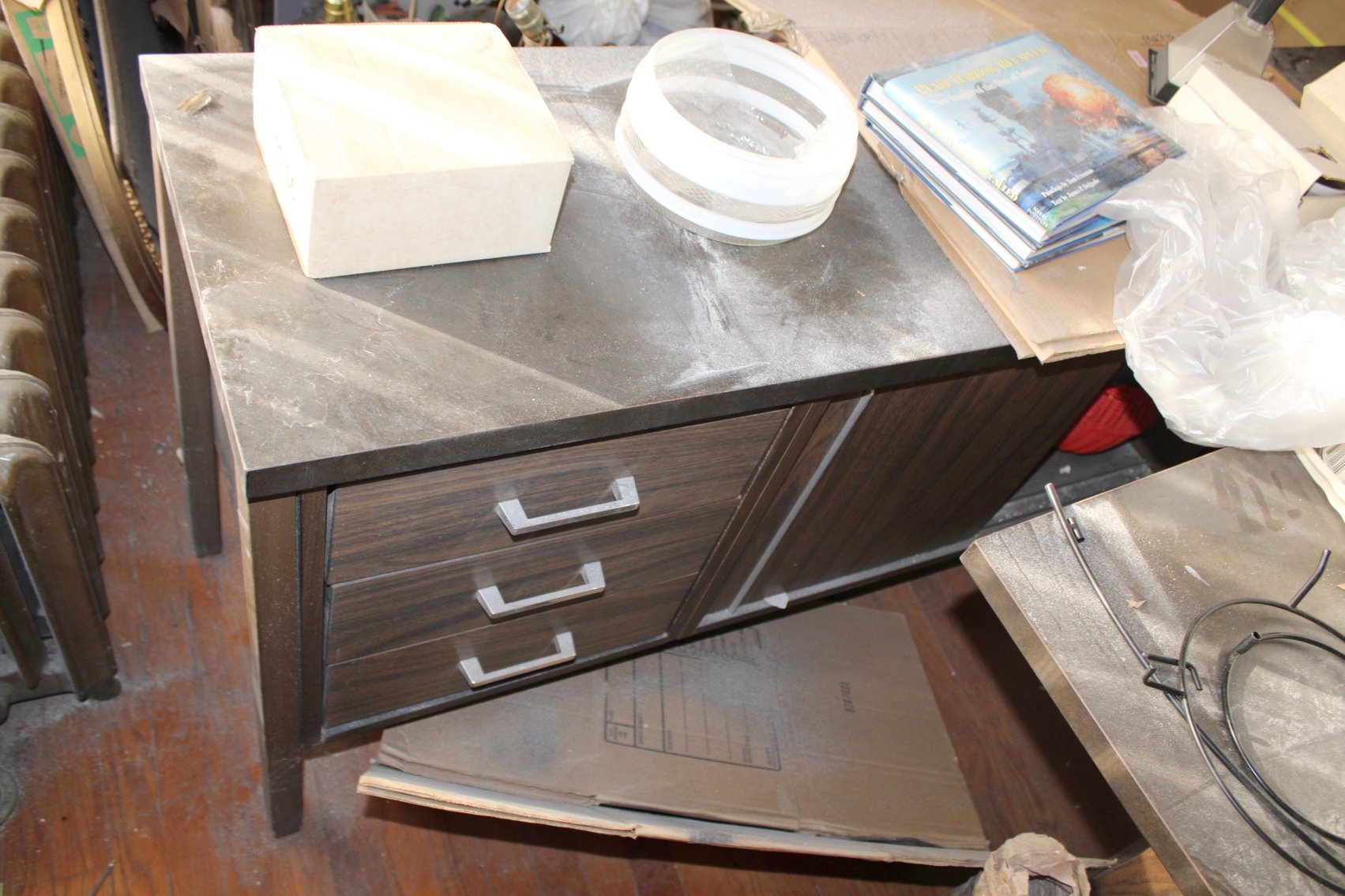 Image for HUGE VINTAGE TIME CAPSULE AUCTION