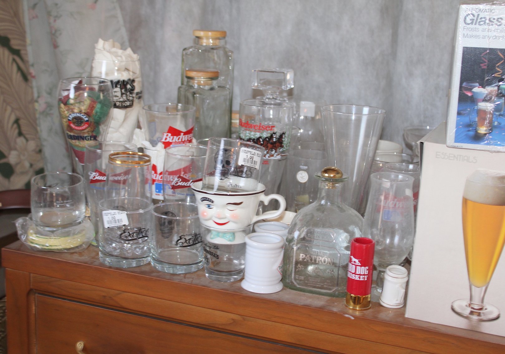 Image for HUGE VINTAGE TIME CAPSULE AUCTION