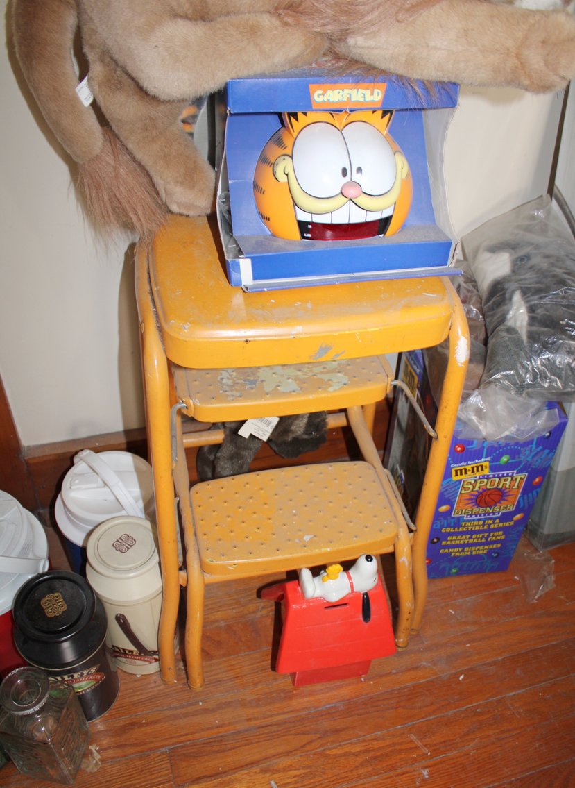 Image for HUGE VINTAGE TIME CAPSULE AUCTION