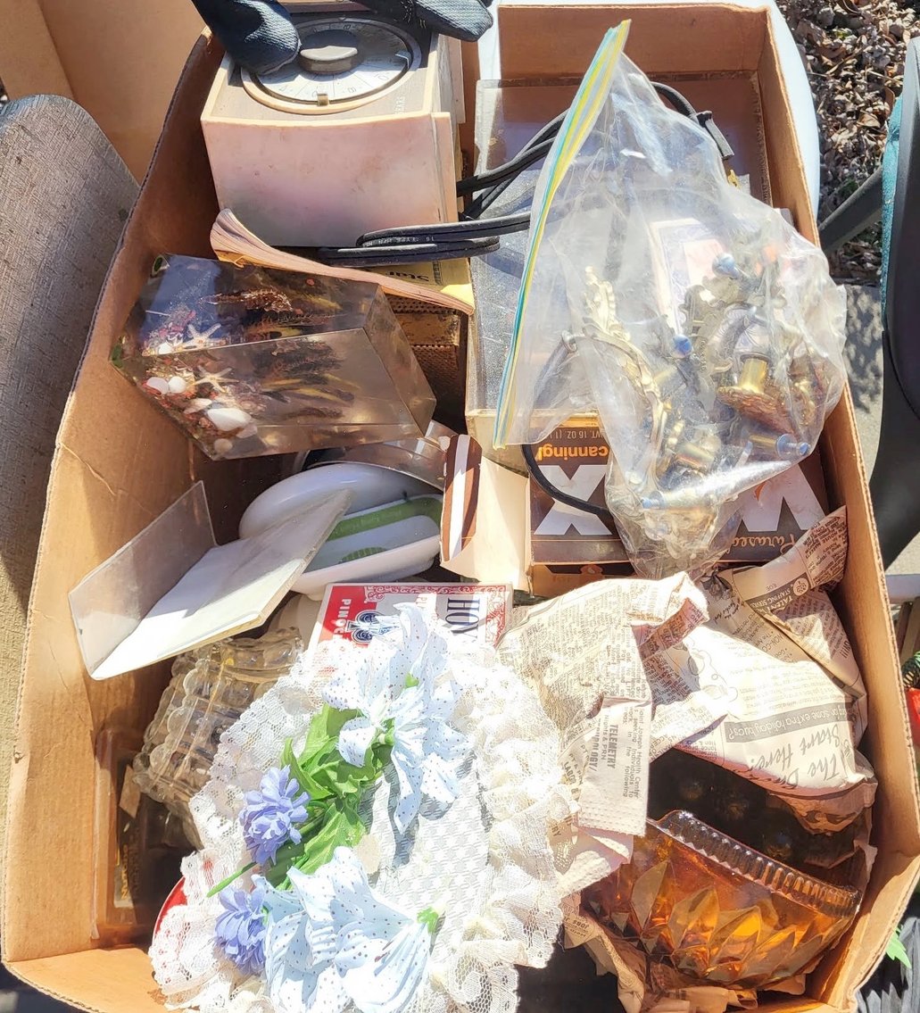 Image for MEGA PACKED ECLECTIC VINTAGE COLLECTOR AUCTION