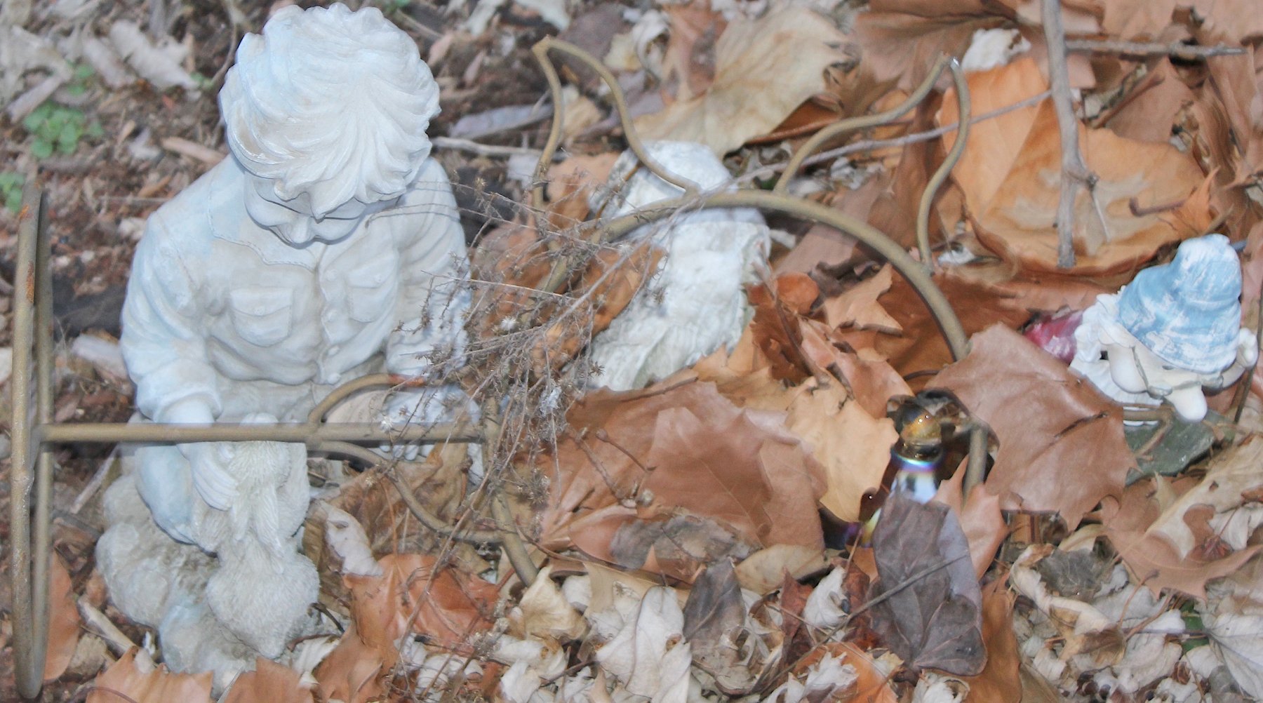 Image for MEGA PACKED ECLECTIC VINTAGE COLLECTOR AUCTION