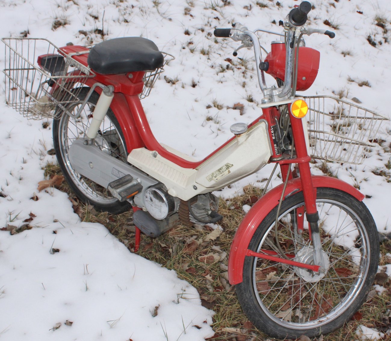 Image for MEGA 3-RING AUCTION