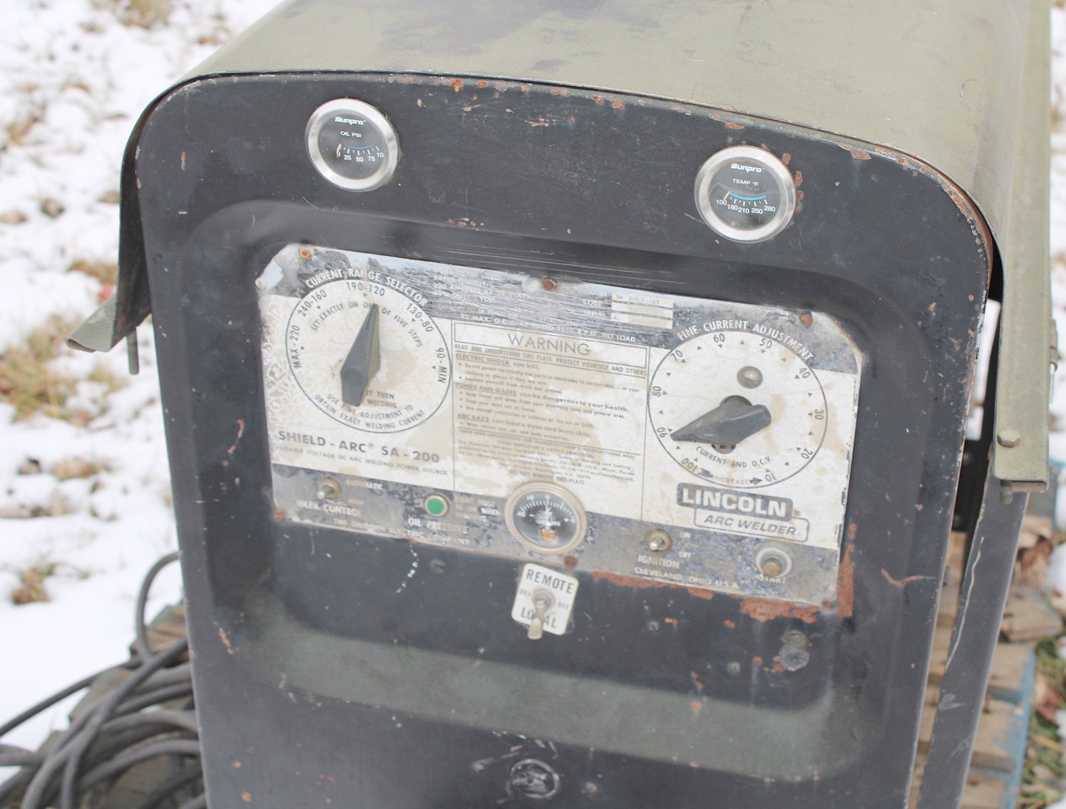 Image for MEGA 3-RING AUCTION