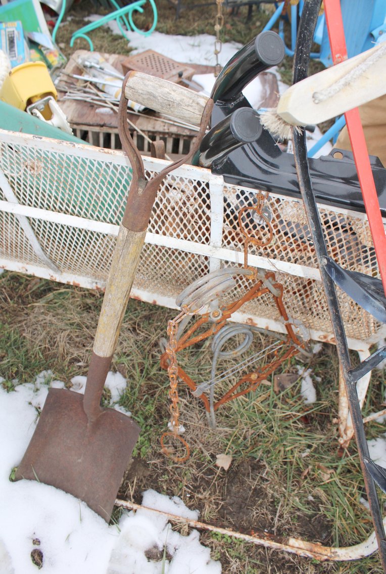 Image for MEGA 3-RING AUCTION