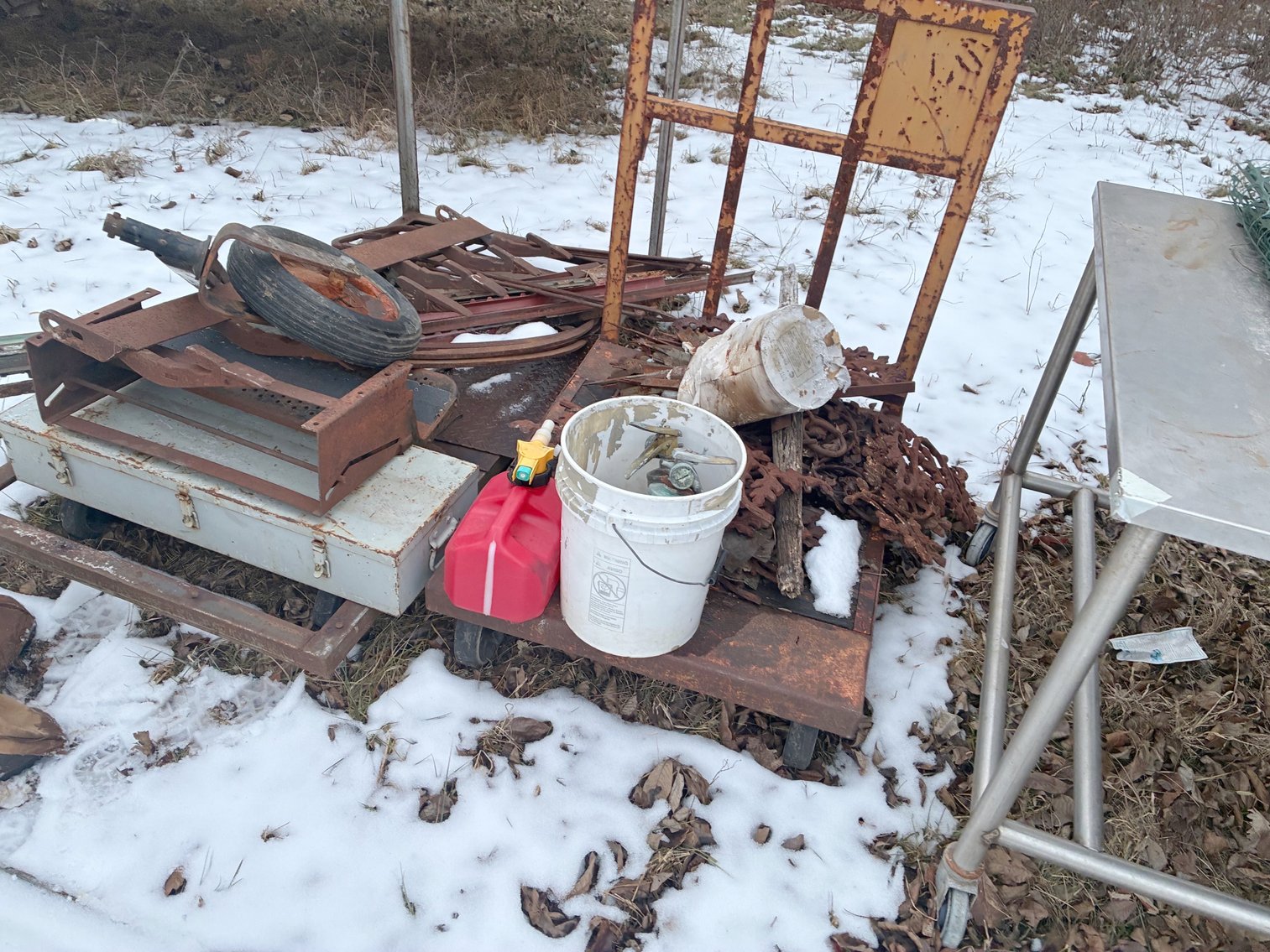 Image for MEGA 3-RING AUCTION