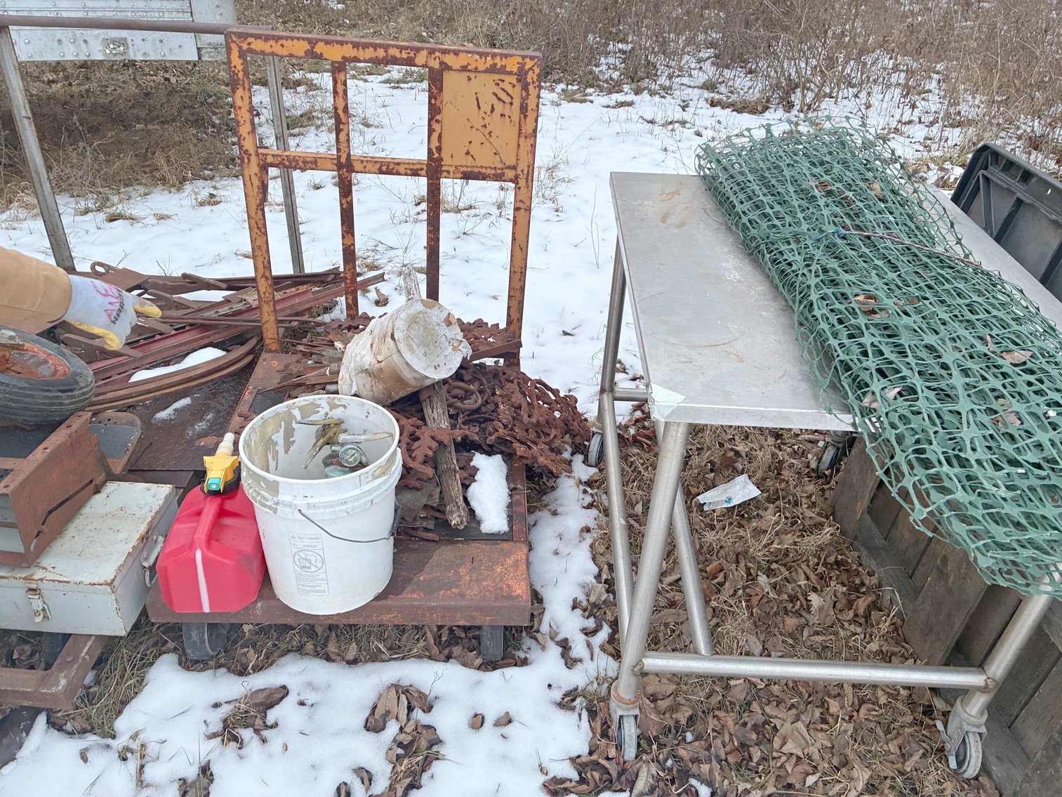 Image for MEGA 3-RING AUCTION