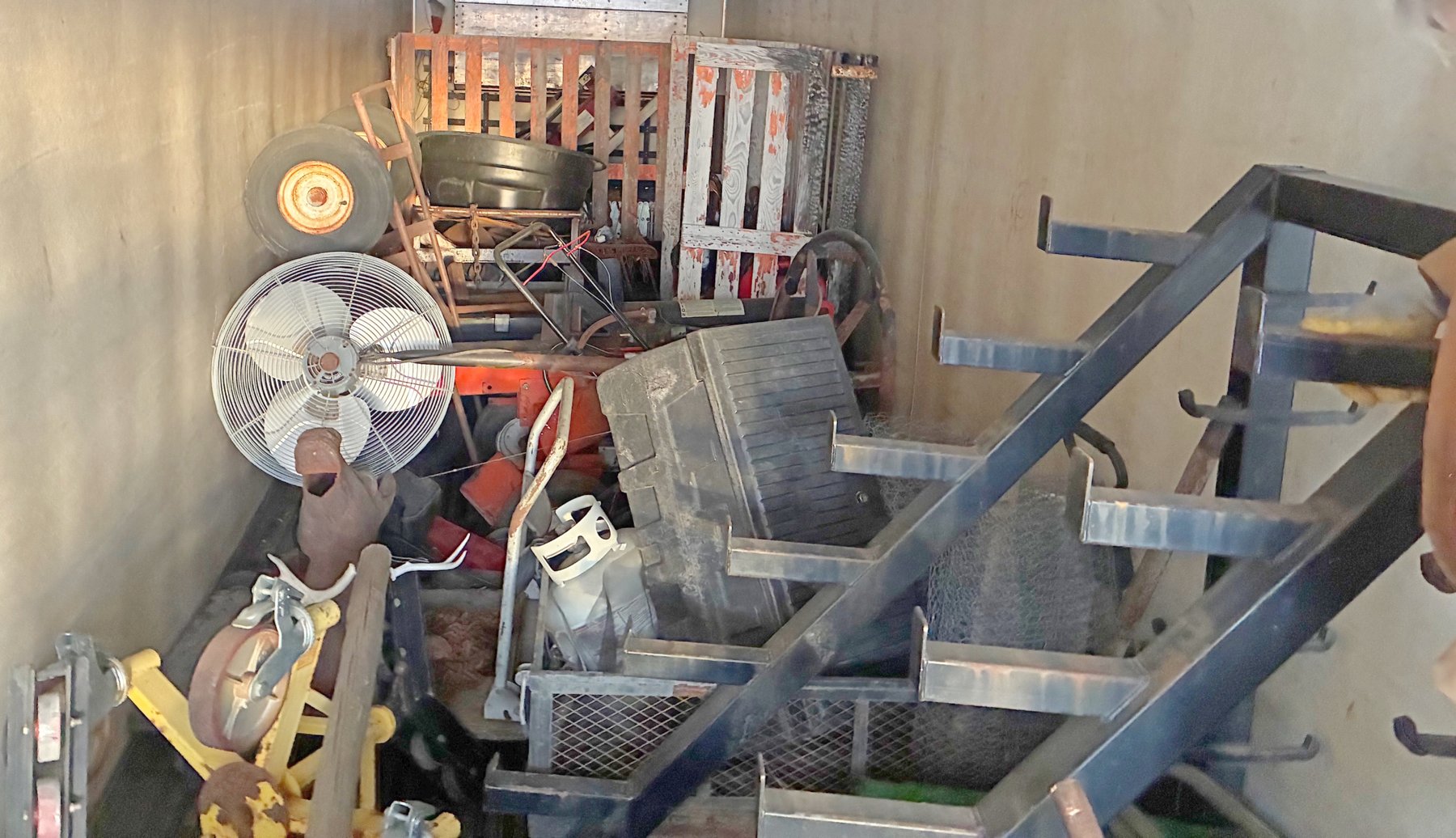 Image for MEGA 3-RING AUCTION