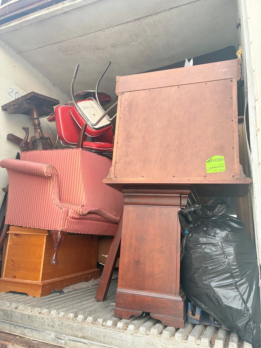 Image for MEGA 3-RING AUCTION