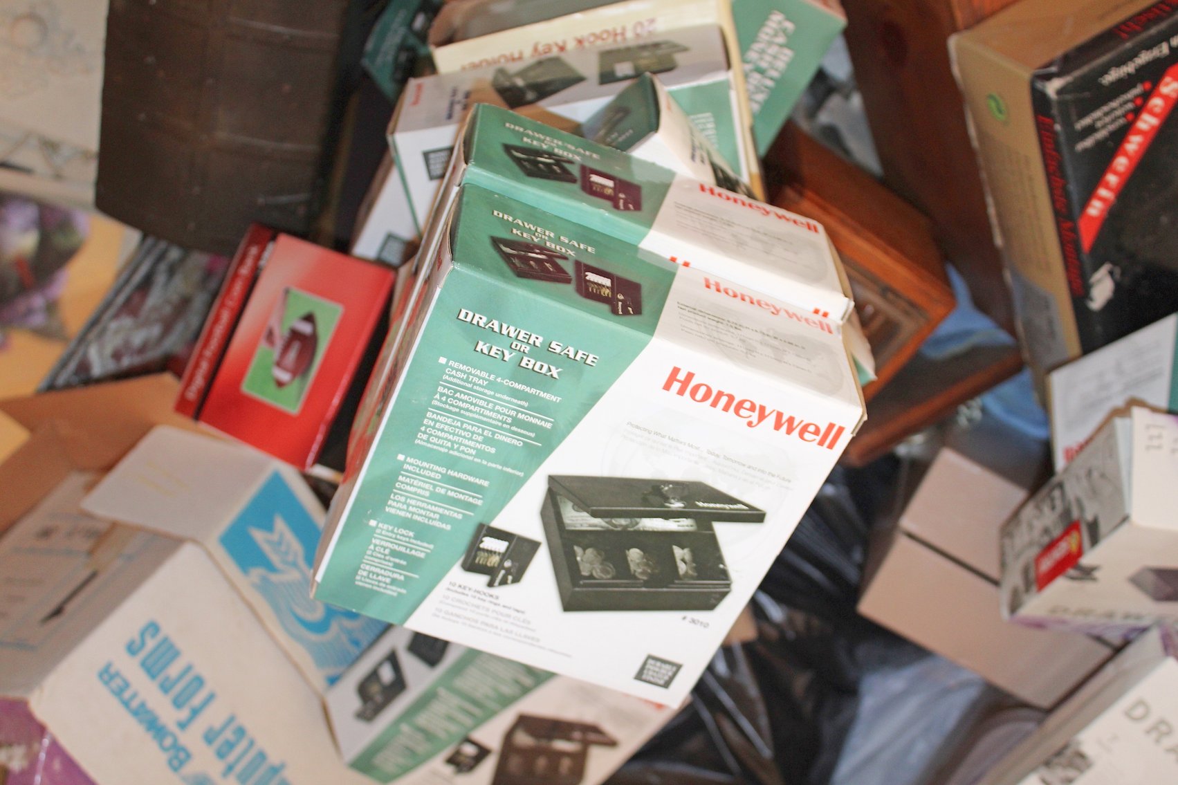 Image for PACKED MULTI-GENERATIONAL VINTAGE ESTATE AUCTION