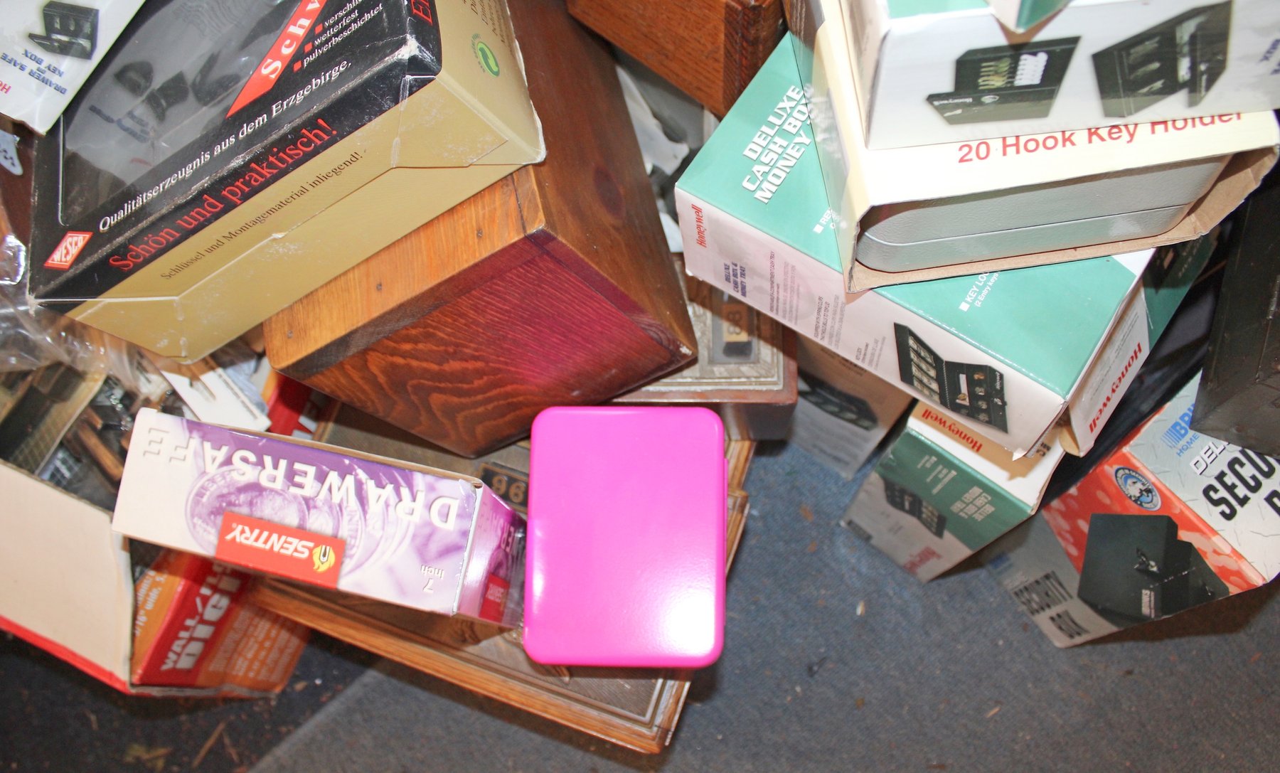 Image for PACKED MULTI-GENERATIONAL VINTAGE ESTATE AUCTION