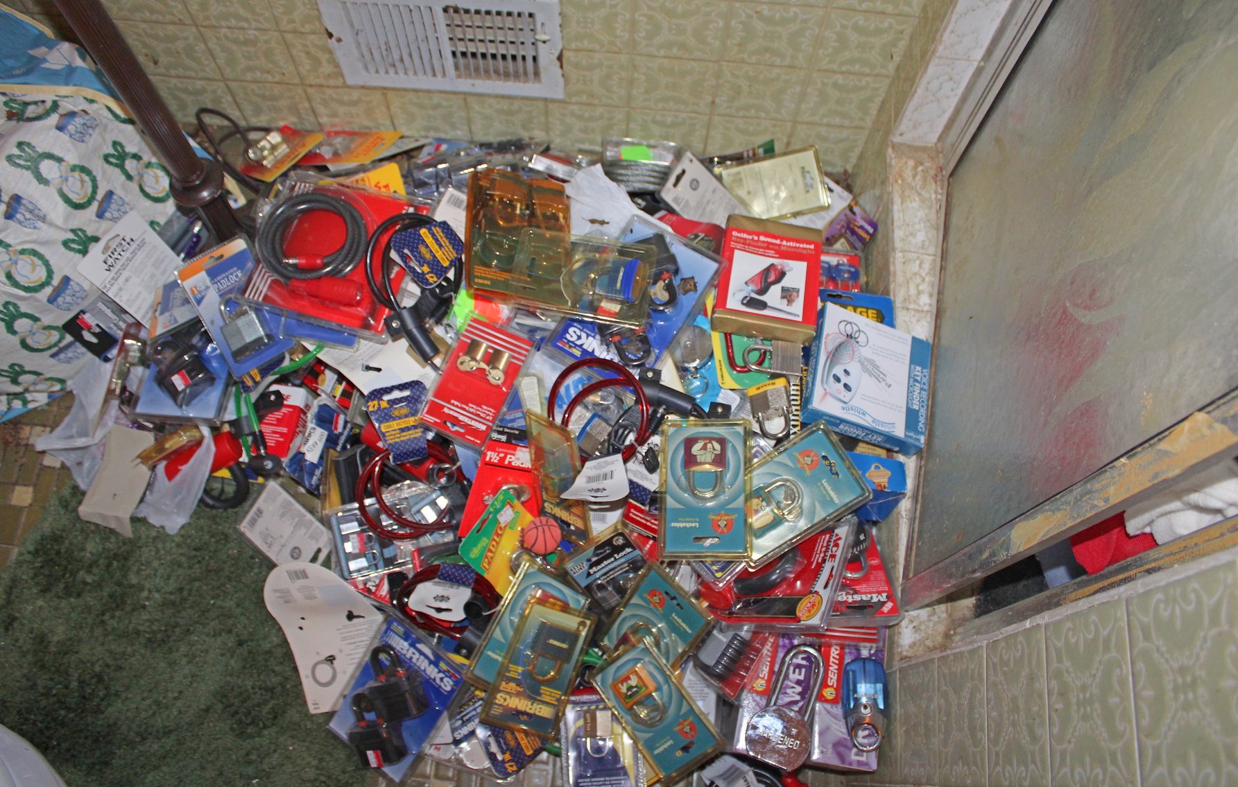 Image for PACKED MULTI-GENERATIONAL VINTAGE ESTATE AUCTION