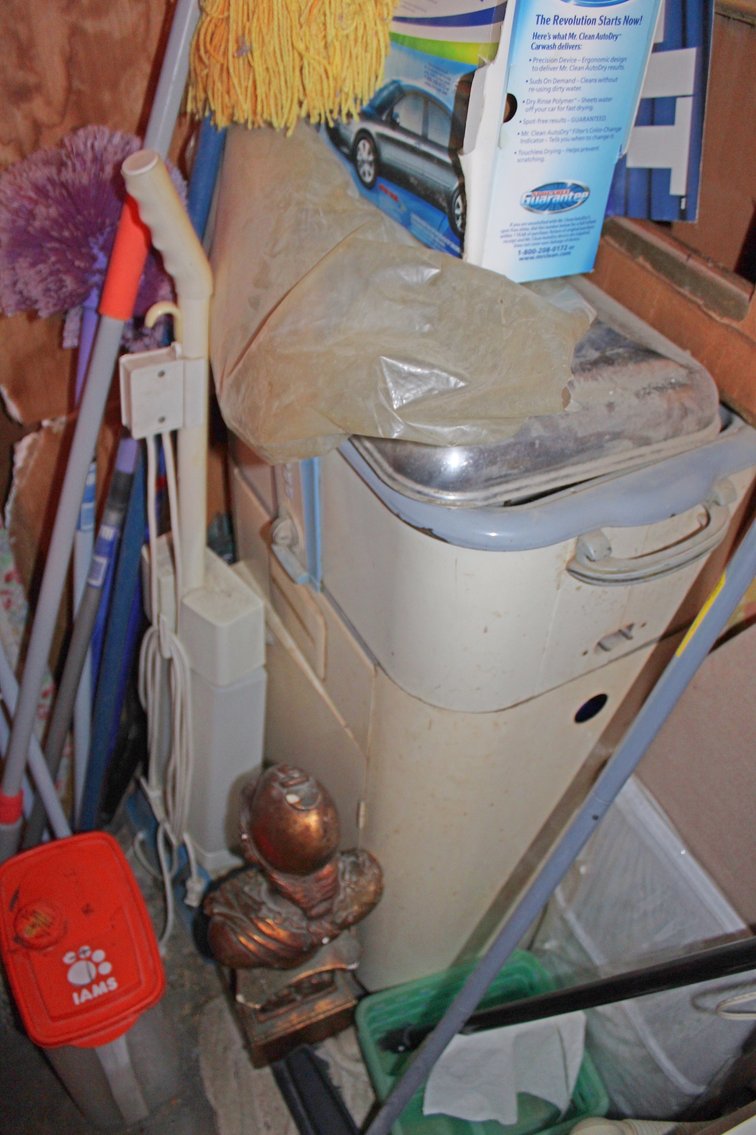 Image for PACKED MULTI-GENERATIONAL VINTAGE ESTATE AUCTION