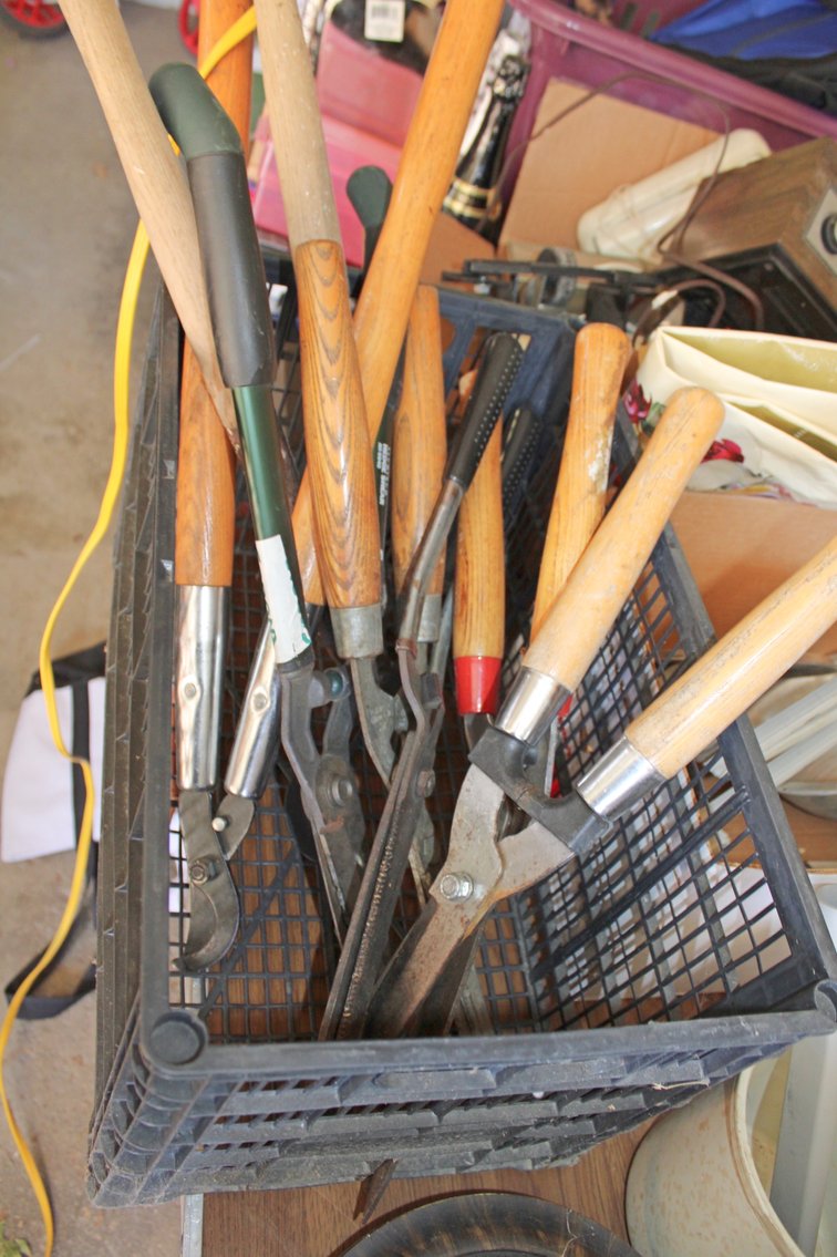 Image for ESTATE AUCTION