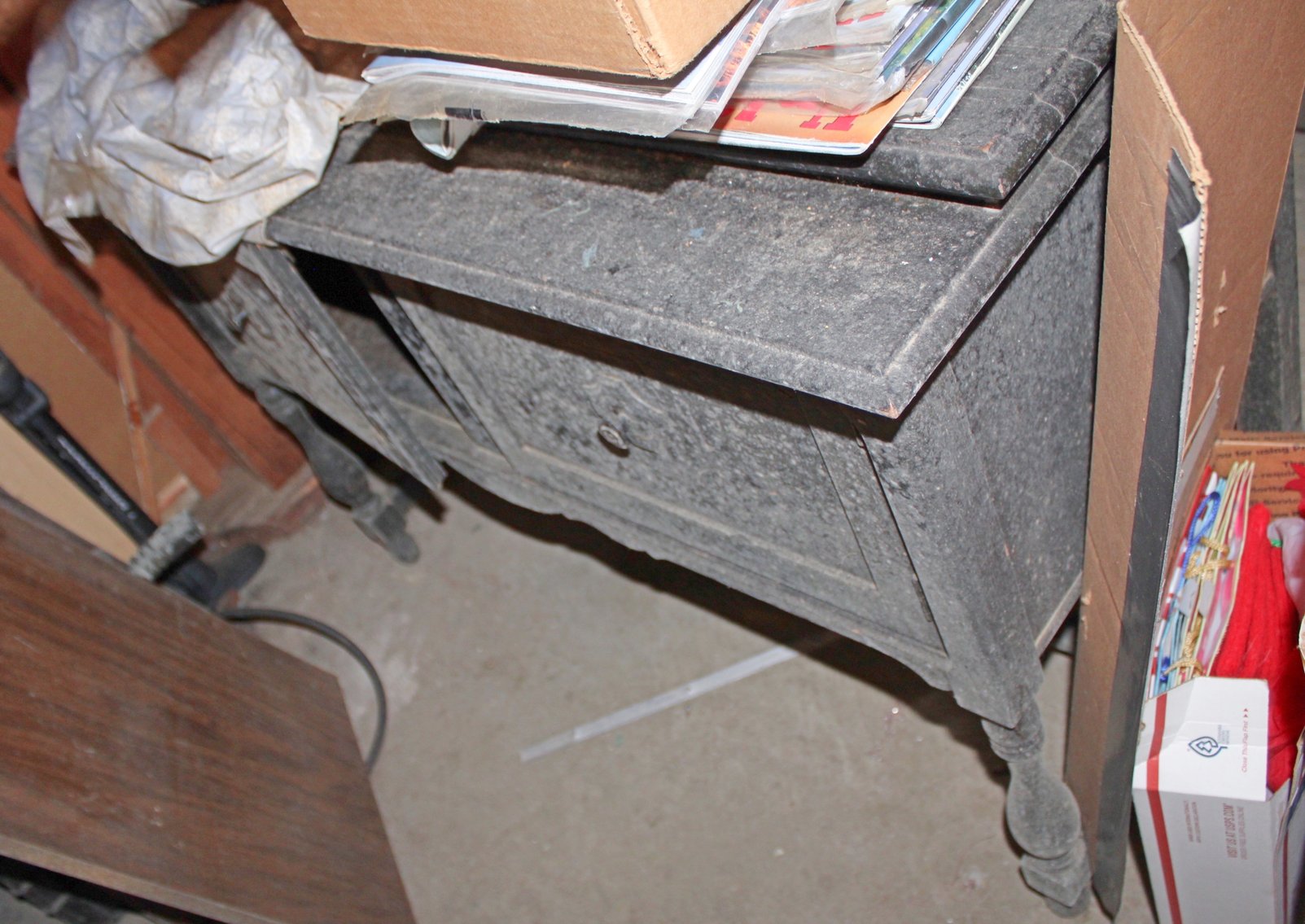 Image for EMERGENCY VINTAGE TIME CAPSULE ESTATE AUCTION