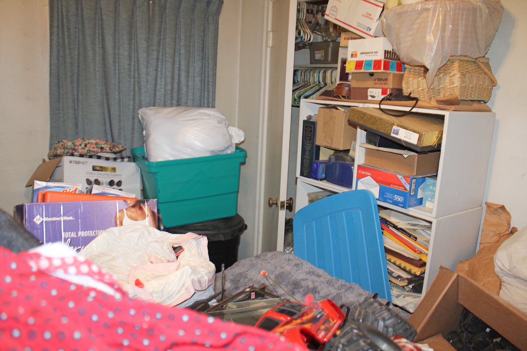 Image for EMERGENCY VINTAGE TIME CAPSULE ESTATE AUCTION