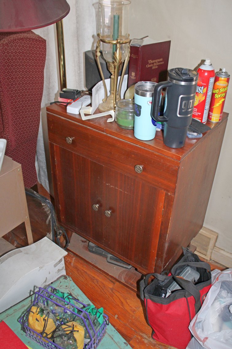 Image for EMERGENCY VINTAGE TIME CAPSULE ESTATE AUCTION