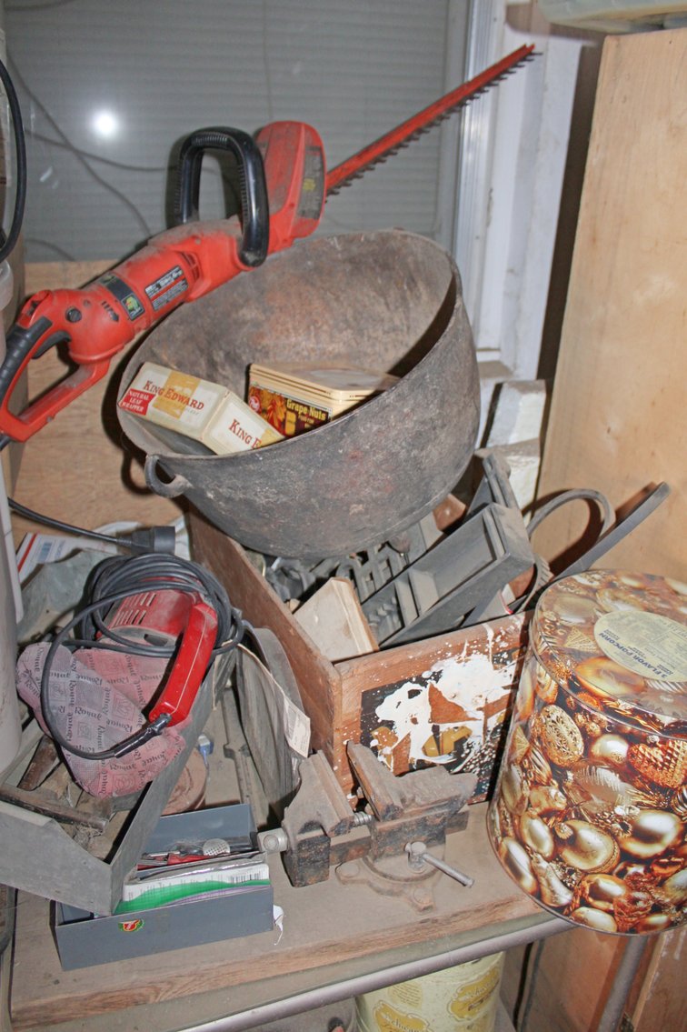 Image for EMERGENCY VINTAGE TIME CAPSULE ESTATE AUCTION