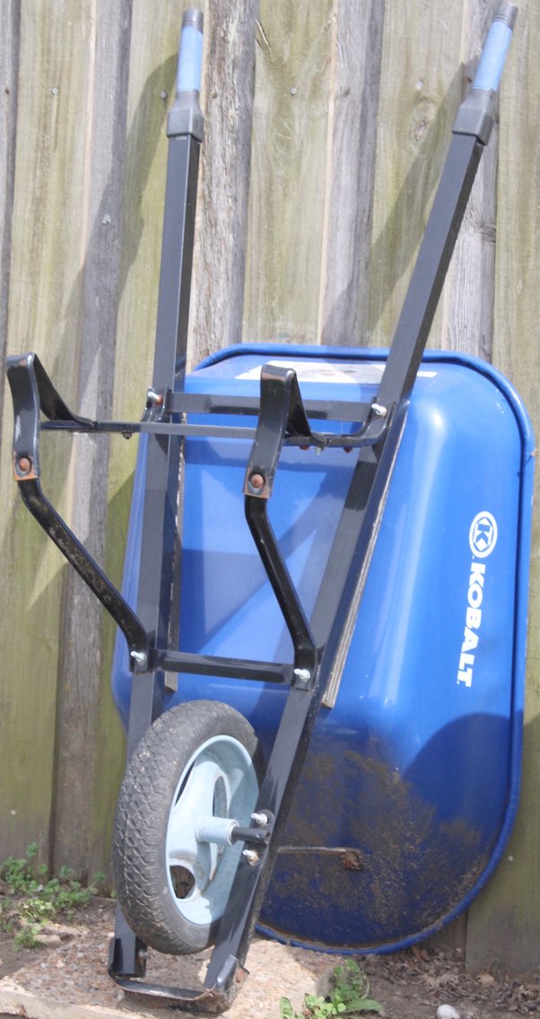 Image for UPSCALE MOVING AUCTION