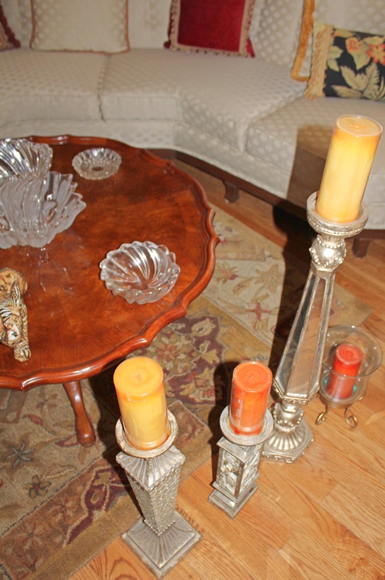 Image for UPSCALE MOVING AUCTION