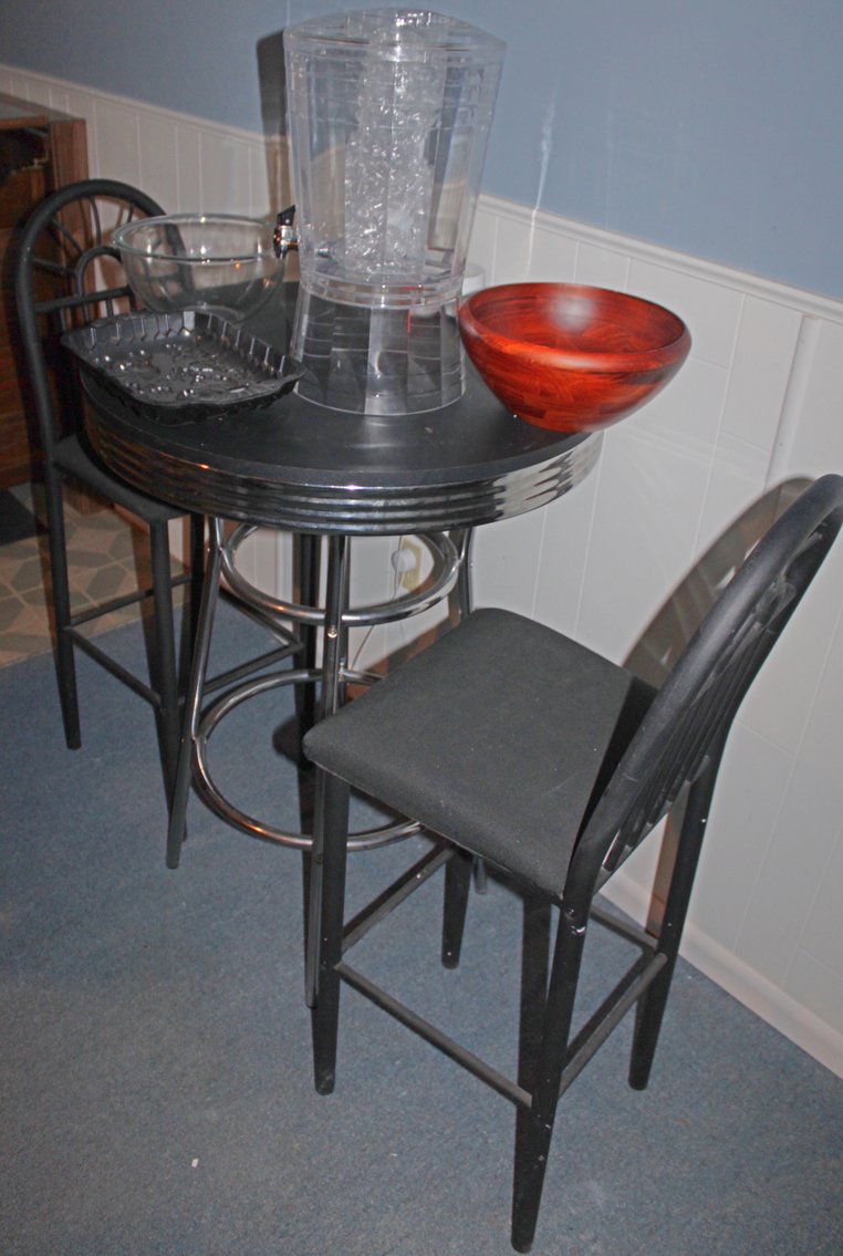 Image for UPSCALE MOVING AUCTION