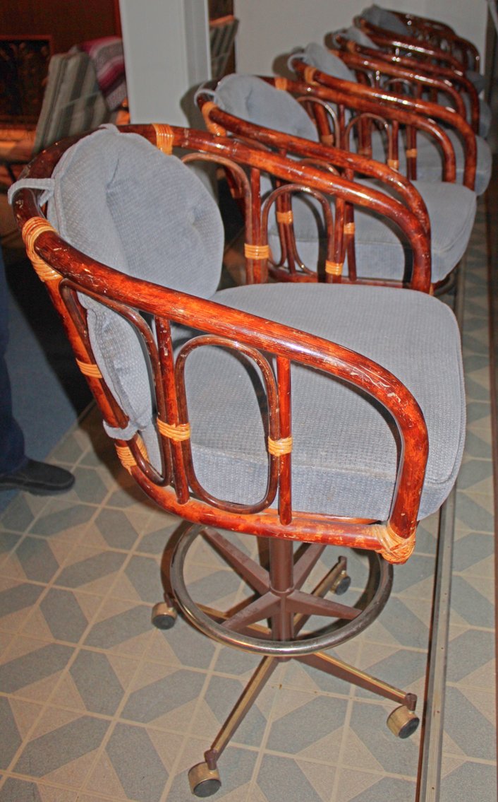 Image for UPSCALE MOVING AUCTION