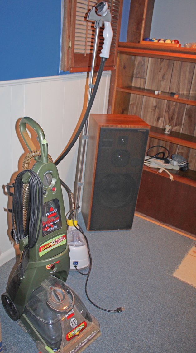 Image for UPSCALE MOVING AUCTION