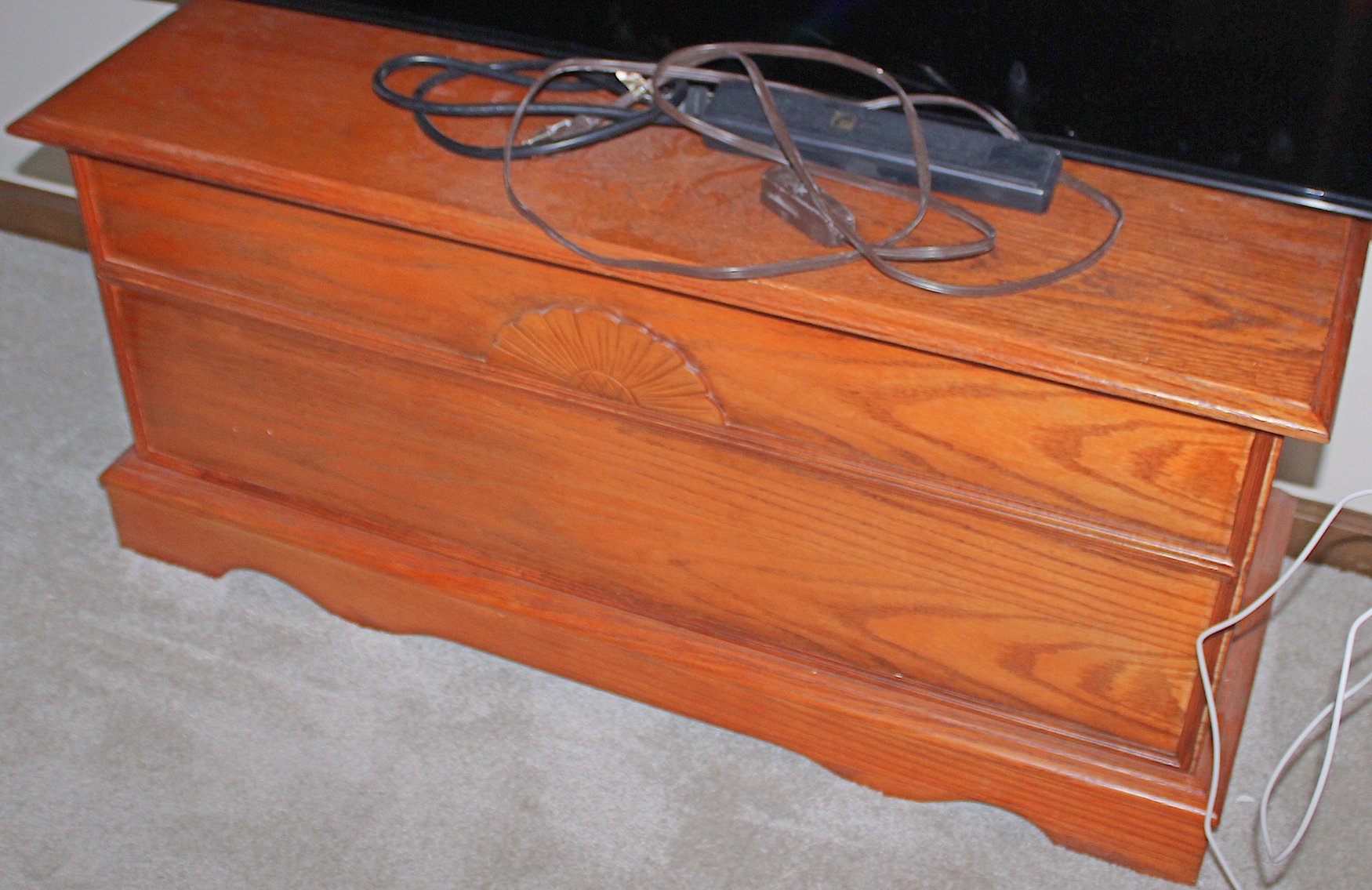 Image for UPSCALE MOVING AUCTION