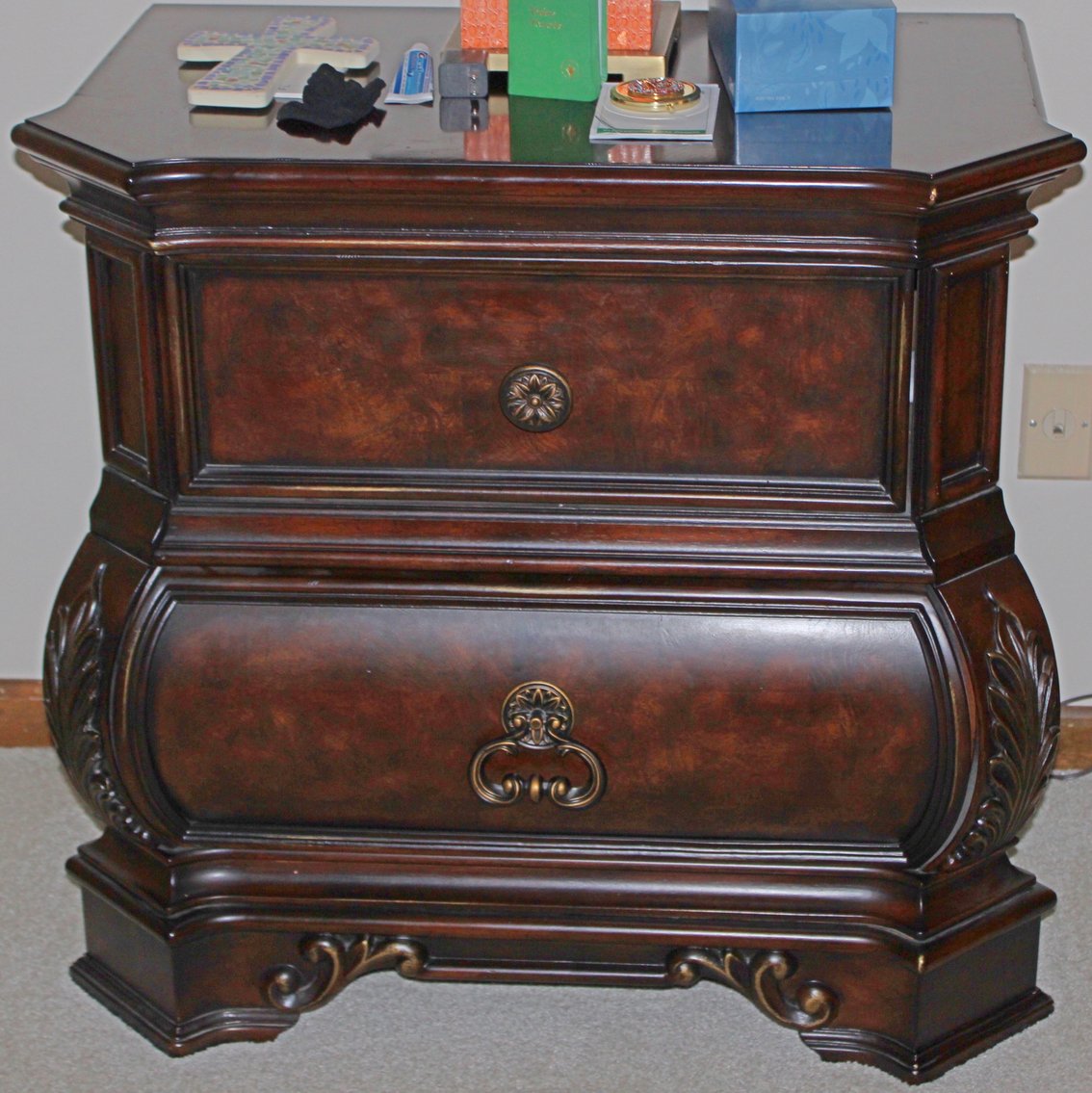 Image for UPSCALE MOVING AUCTION