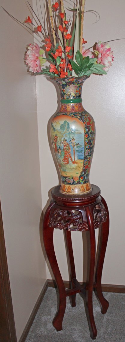 Image for UPSCALE MOVING AUCTION