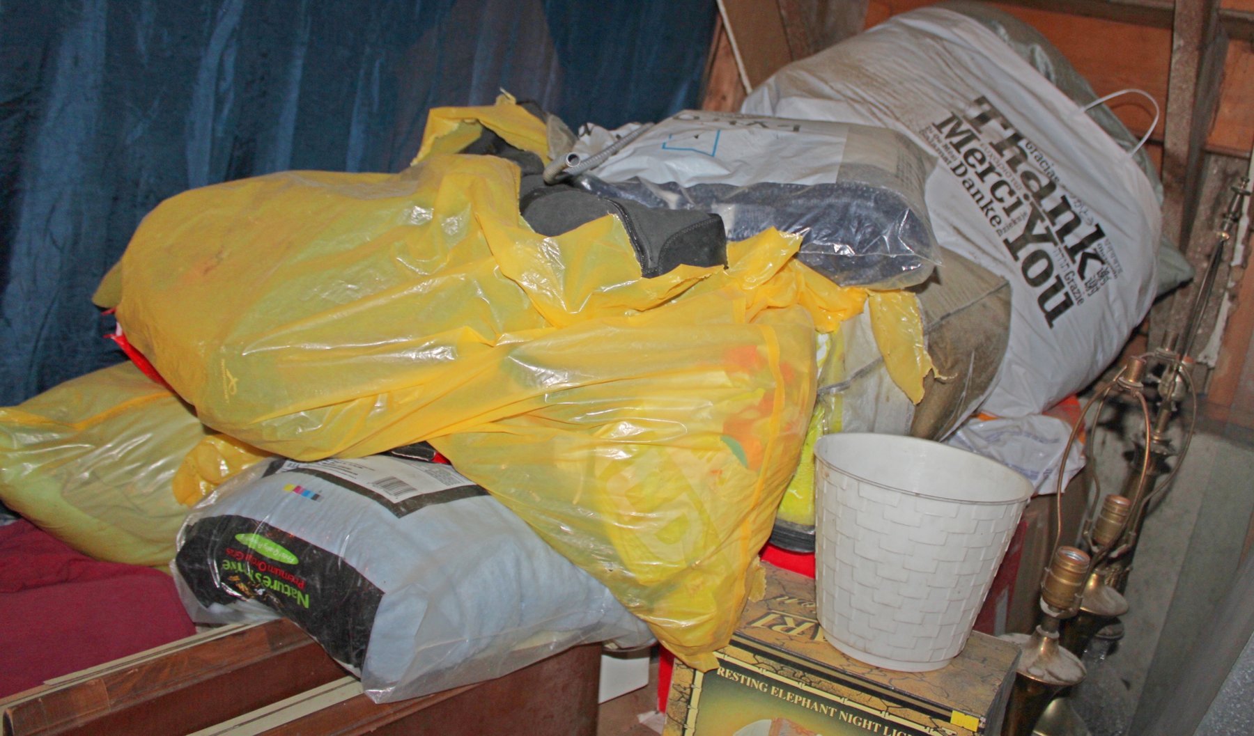 Image for PACKED VINTAGE TIME CAPSULE ESTATE AUCTION