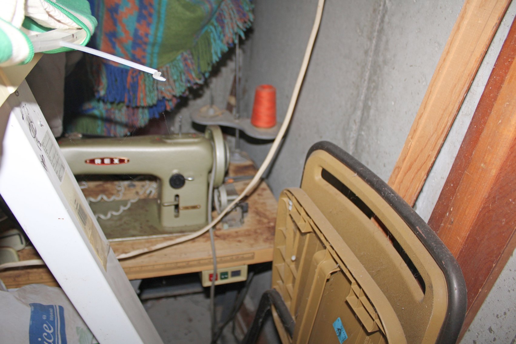 Image for PACKED VINTAGE TIME CAPSULE ESTATE AUCTION