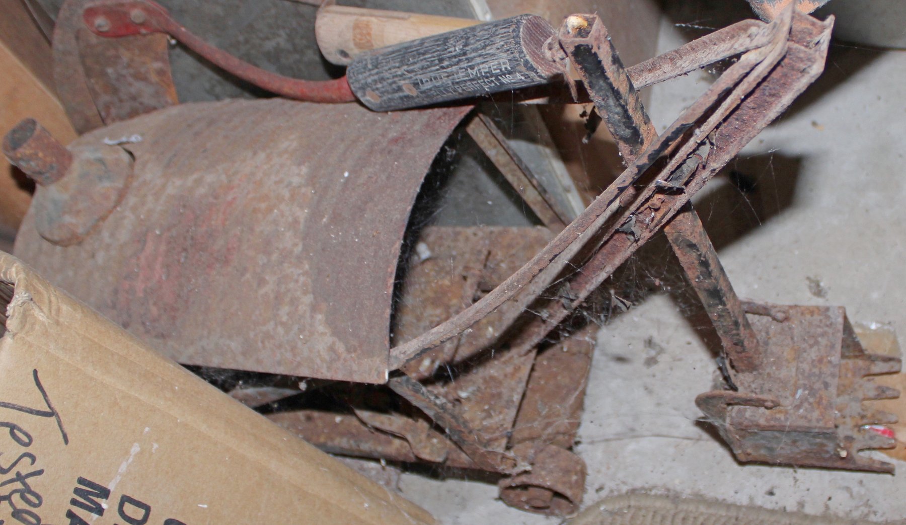 Image for PACKED VINTAGE TIME CAPSULE ESTATE AUCTION