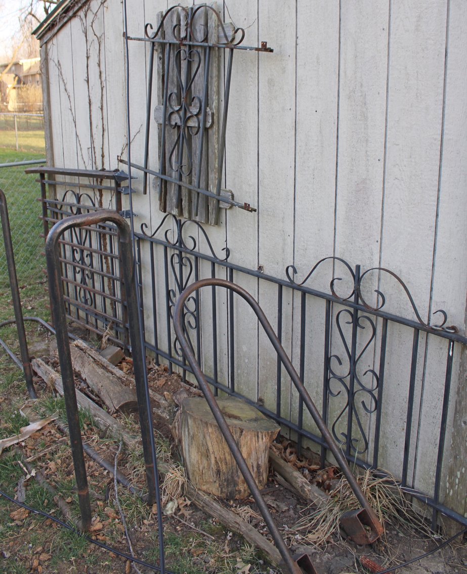 Image for PACKED VINTAGE TIME CAPSULE ESTATE AUCTION