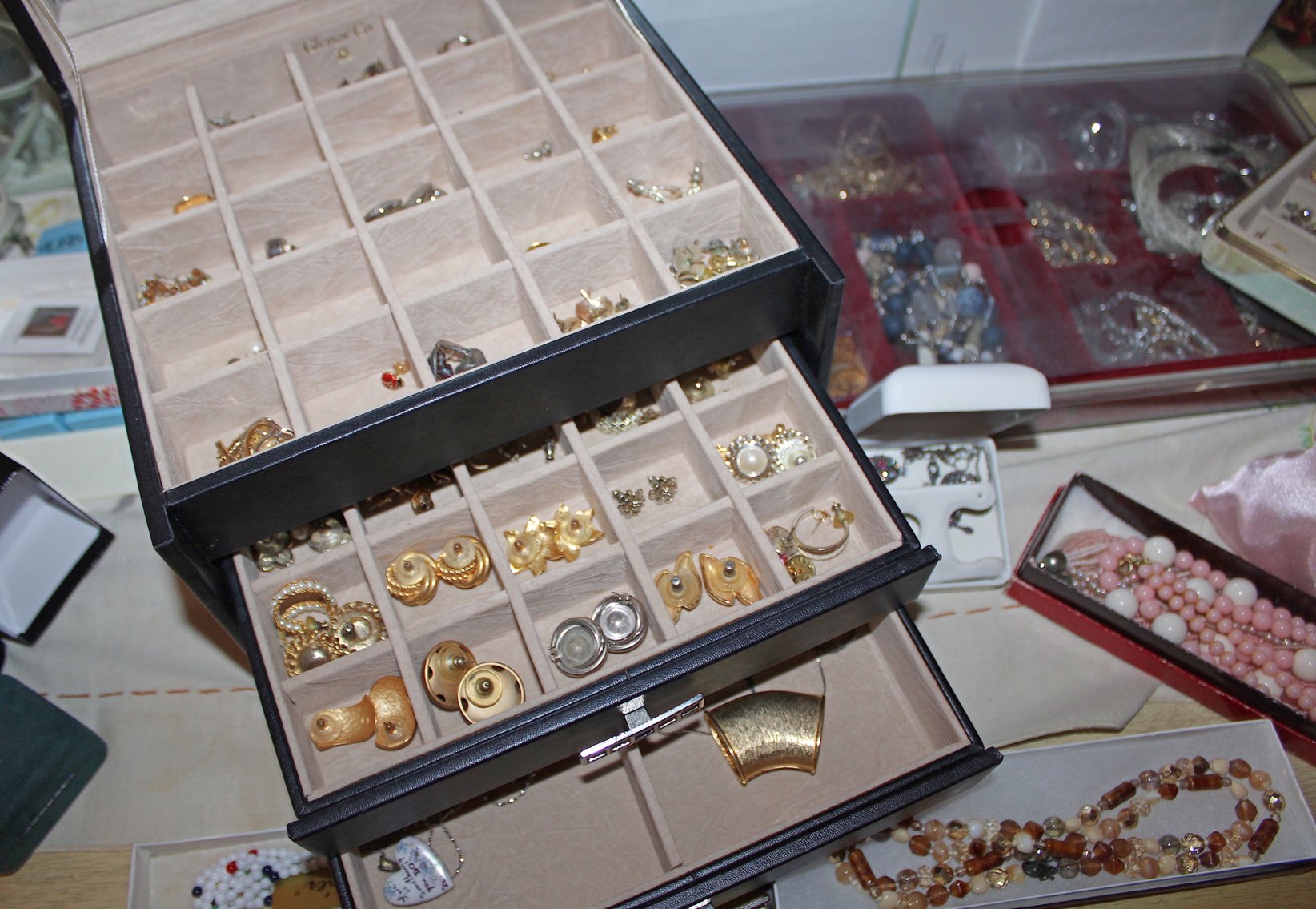 Image for ESTATE AUCTION