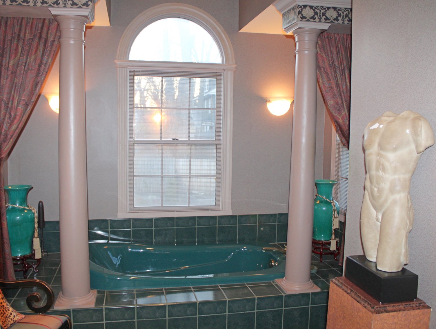 Image for REAL ESTATE & PERSONAL PROPERTY AUCTION