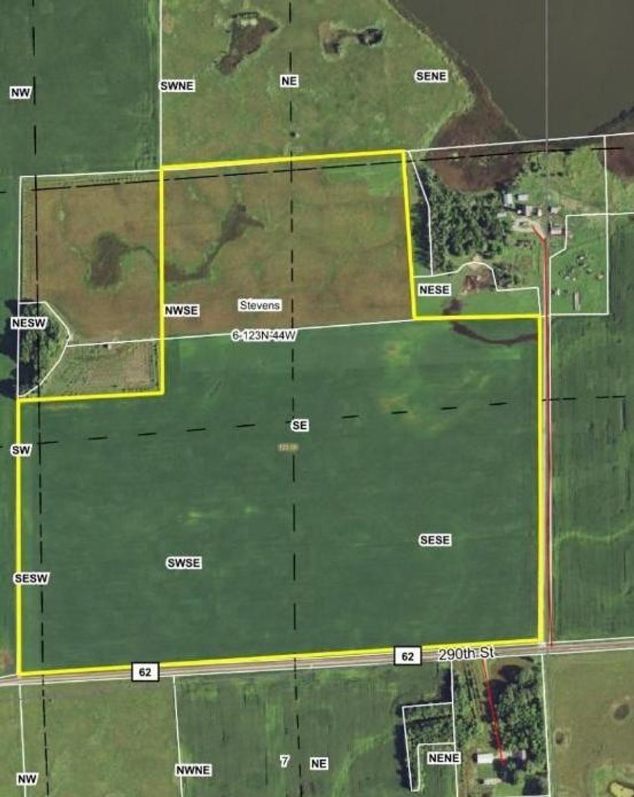 Image for CLARENCE & MARIE GROSSMAN ESTATE FARM LAND AUCTION