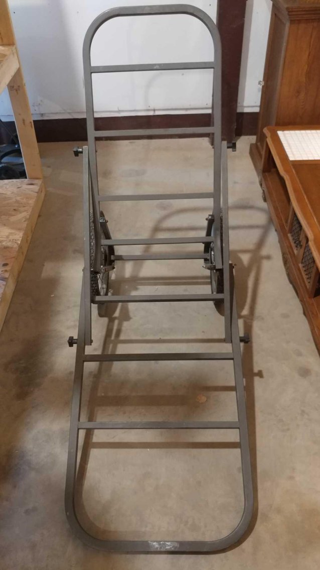 Image for RON & LIZ OVERLANDER ESTATE ONLINE ONLY AUCTION