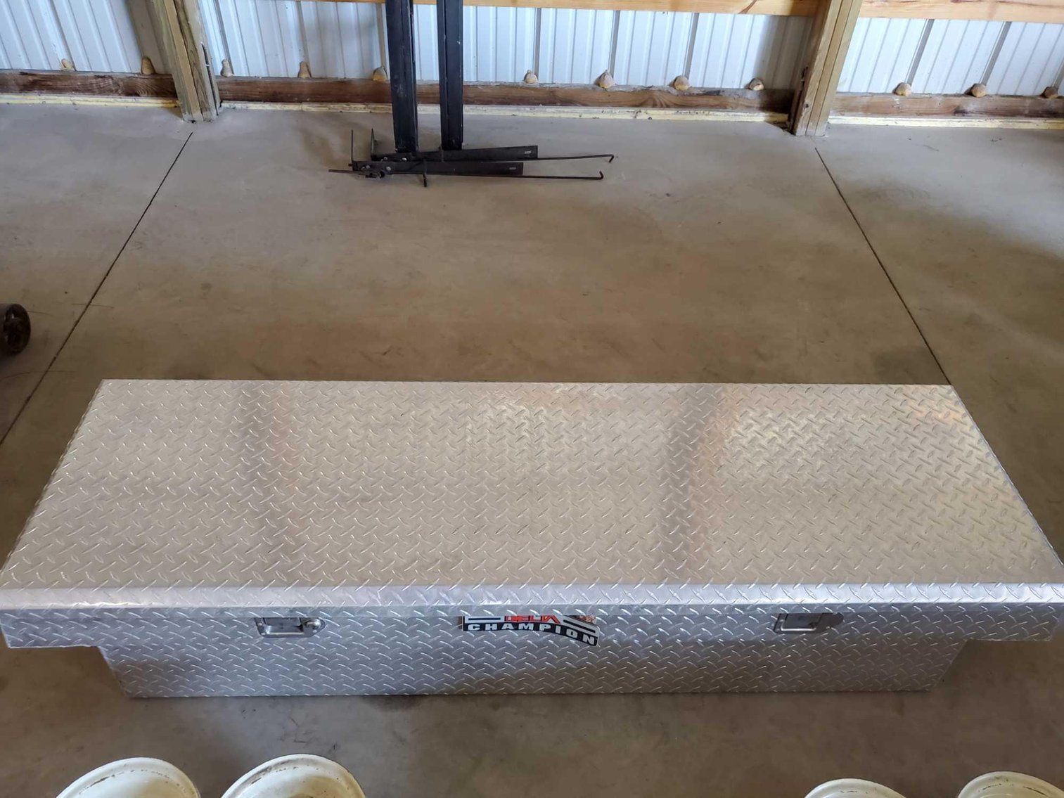 Image for TOM & RITA GORRES ONLINE ONLY AUCTION