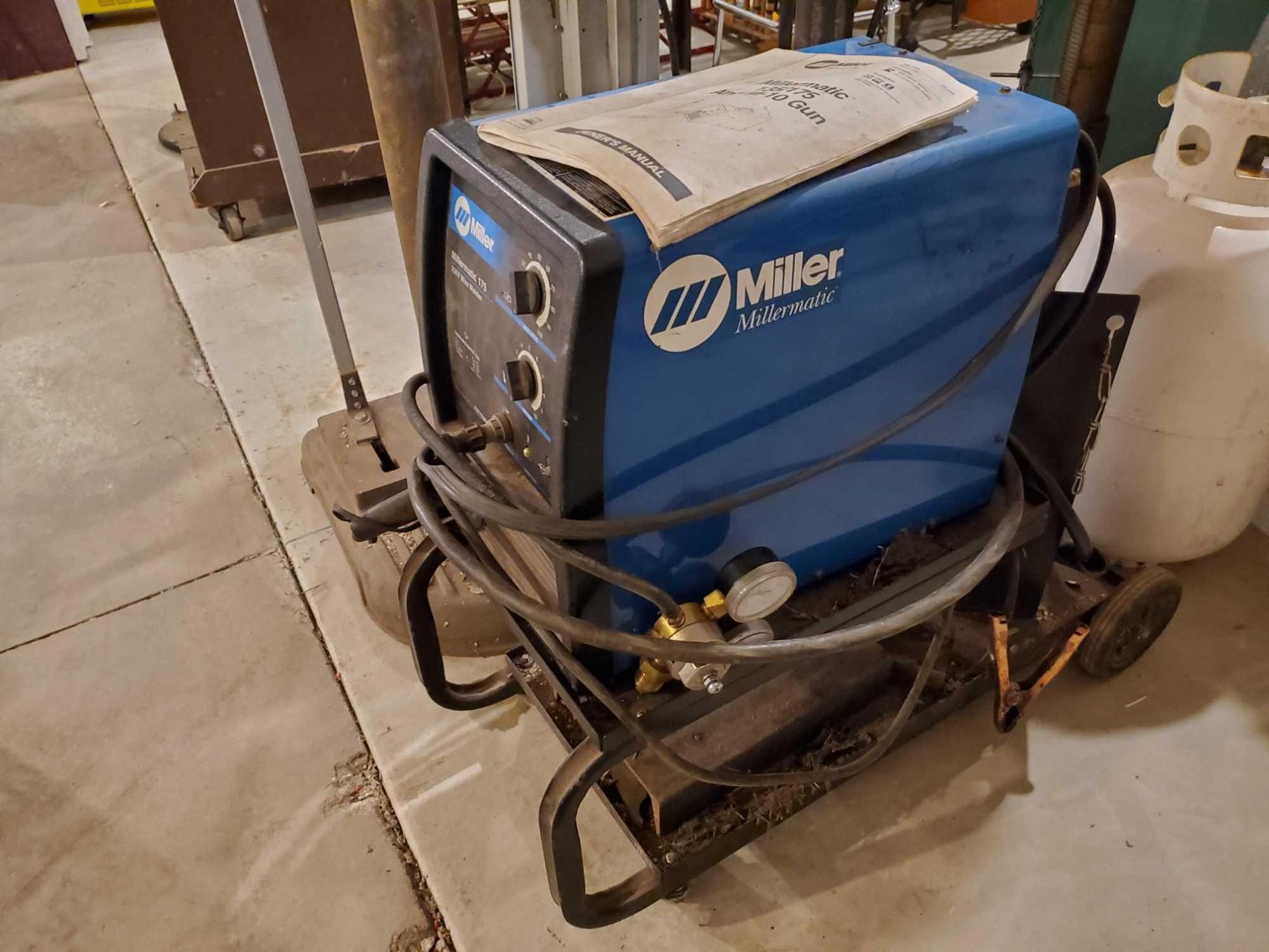 Image for DAVE & JUNE SCHMIDGALL ONLINE ONLY AUCTION