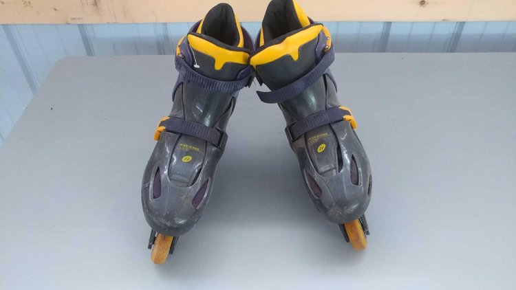 Image for (I-798) SIZE 11 BLADE RUNNER 250 PRO ROLLER BLADES