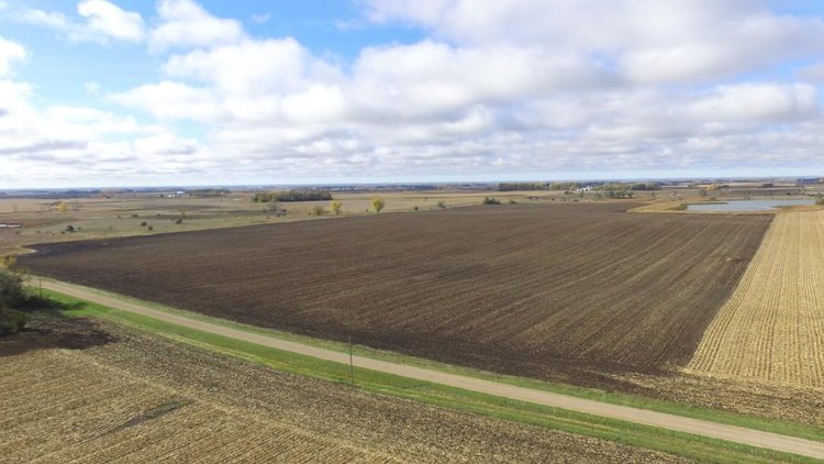 Image for DENNIS & BERTHA VOSS ESTATE ONLINE ONLY LAND AUCTION