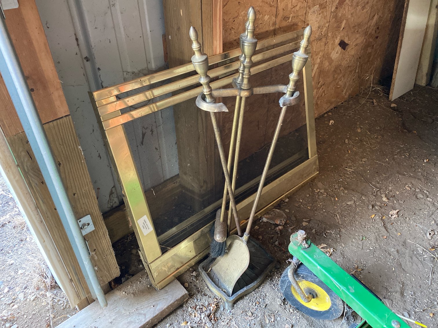 Image for Lowell & Marlyn Perry Online Only Moving Auction