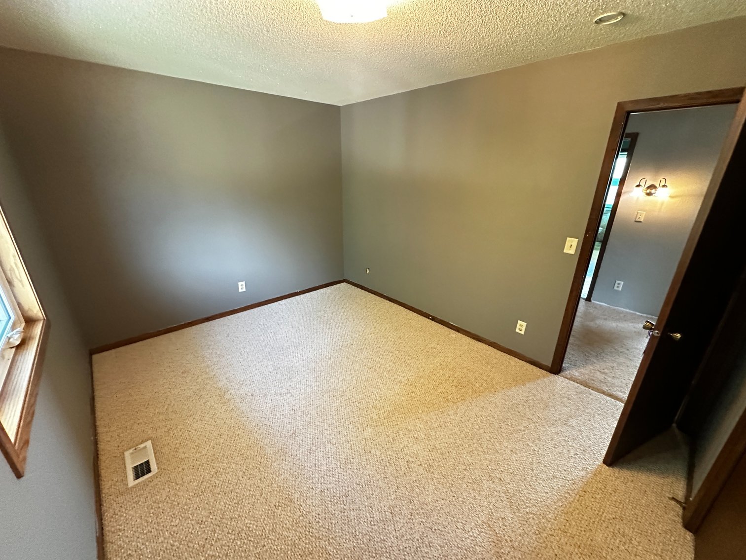 Image for Kandiyohi County House/ Hobby Farm/Building Site Online Auction