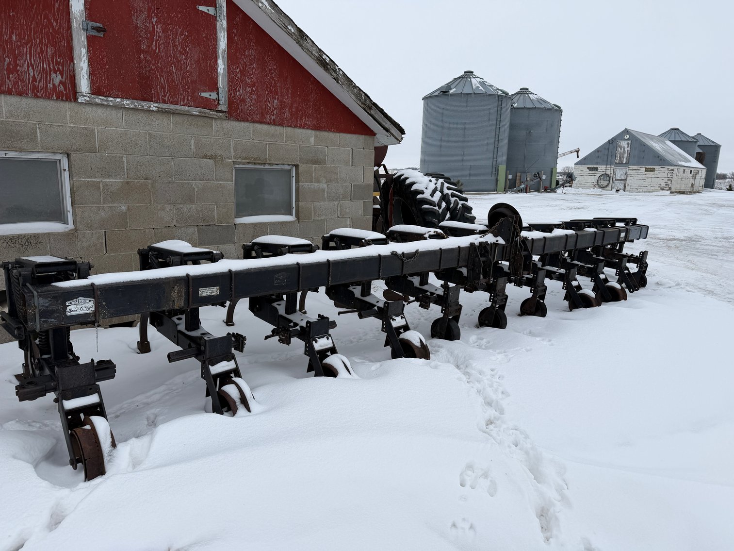 Image for Mark Peterson Farming & Excavation Retirement Online Only Auction