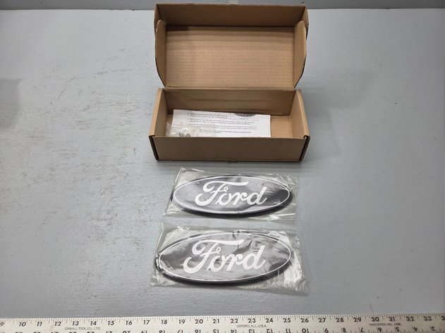 Image for 92100 FORD PUTCO EMBLEM KIT